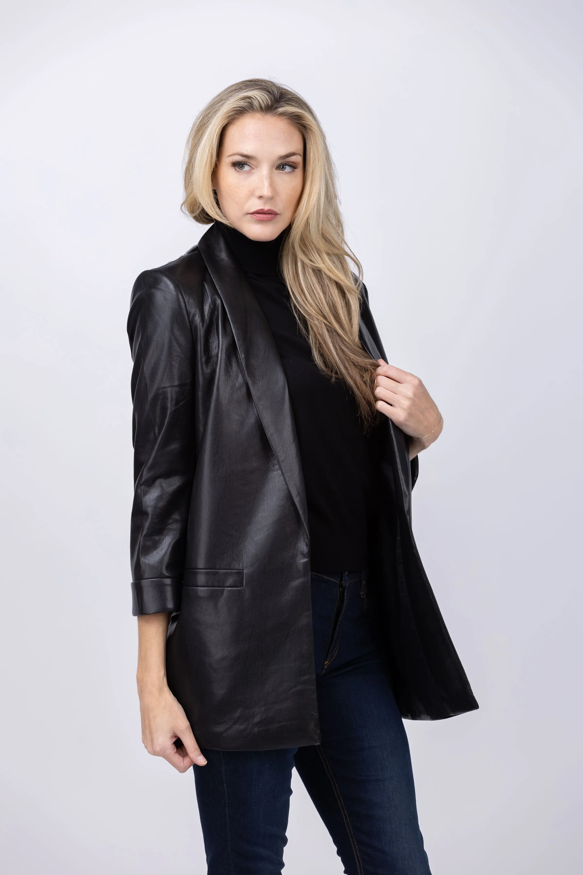 Love Token Monica Blazer in Black