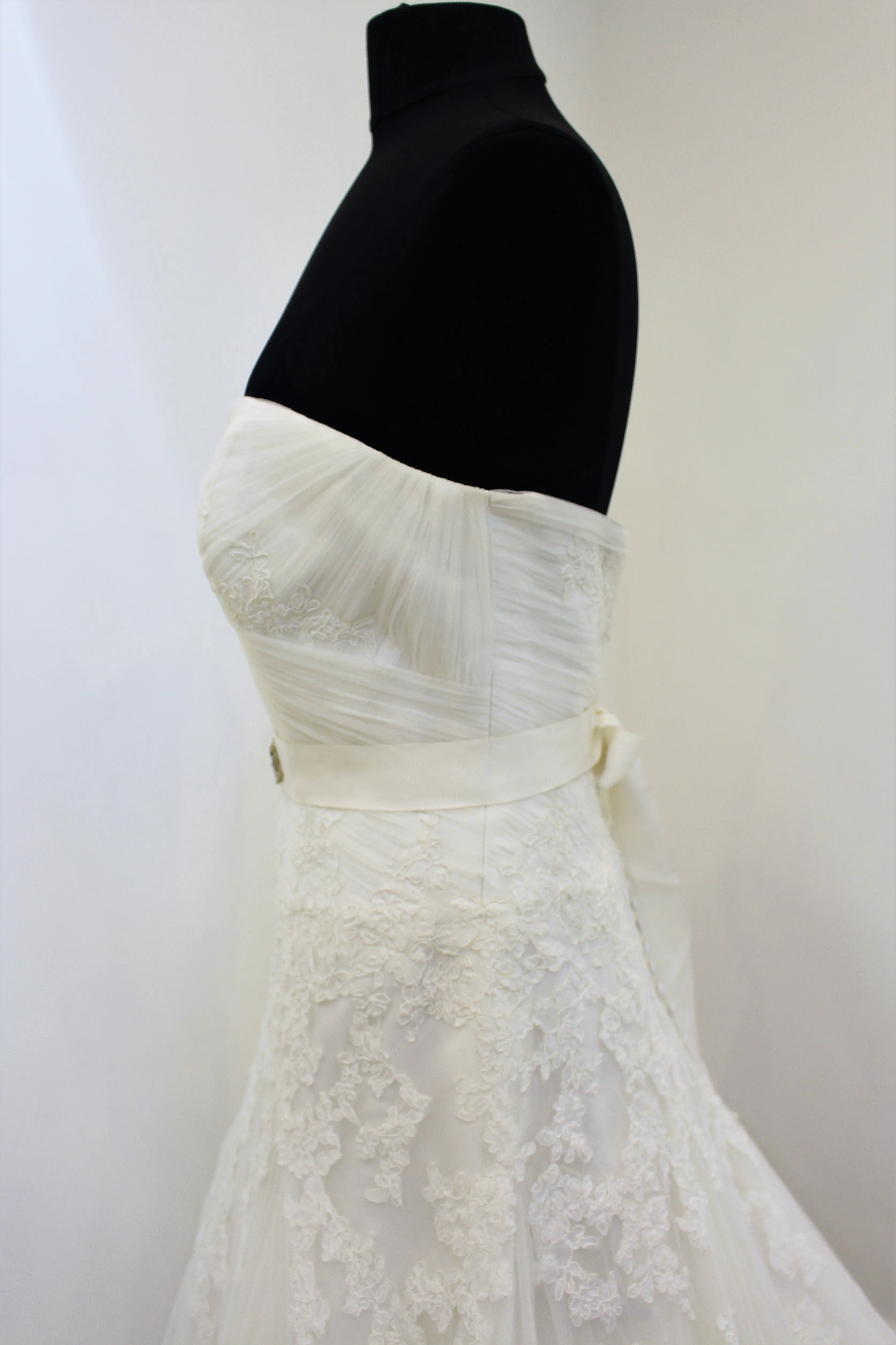 Pronovias Dagen Size UK 16