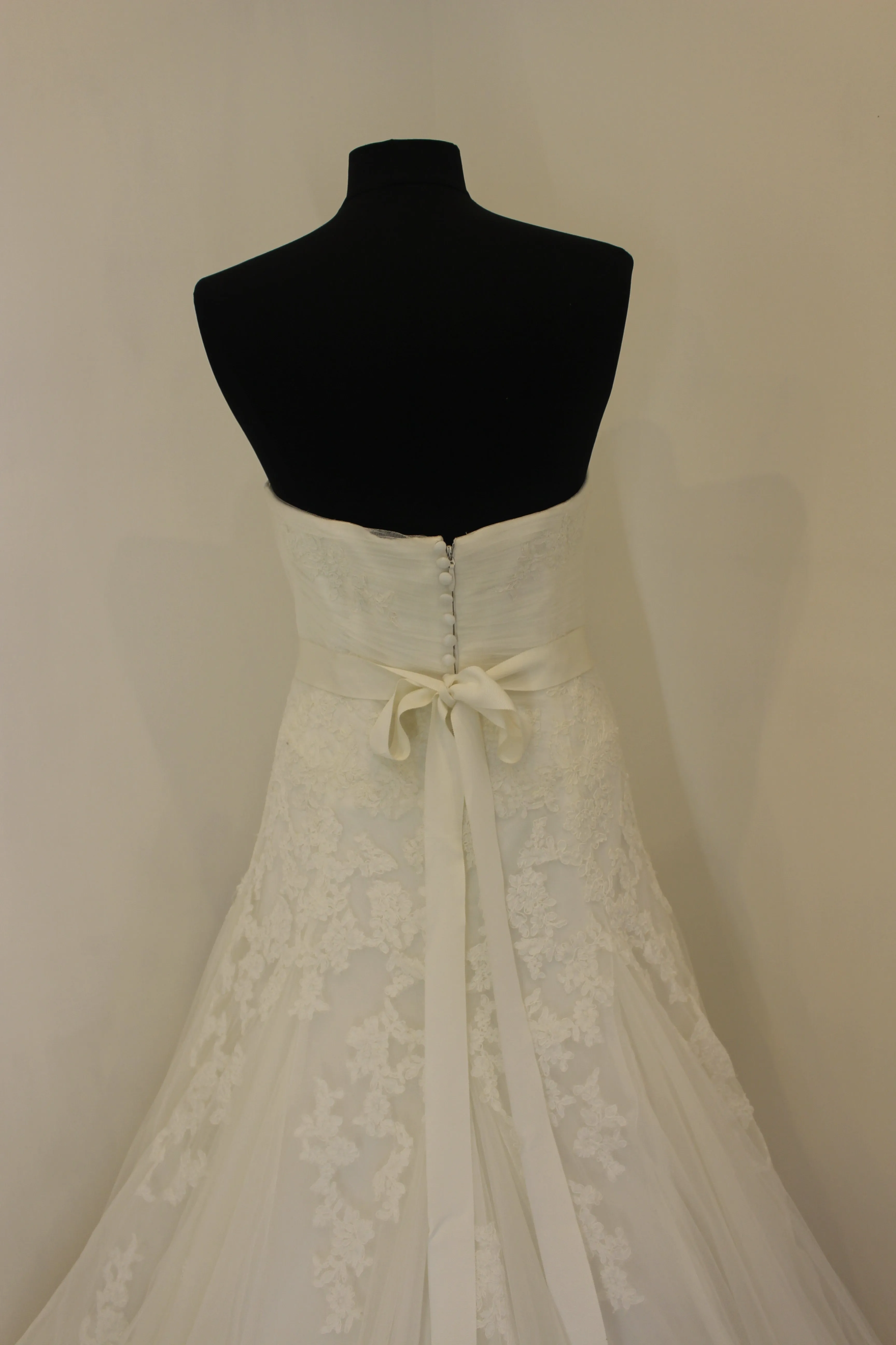 Pronovias Dagen Size UK 16