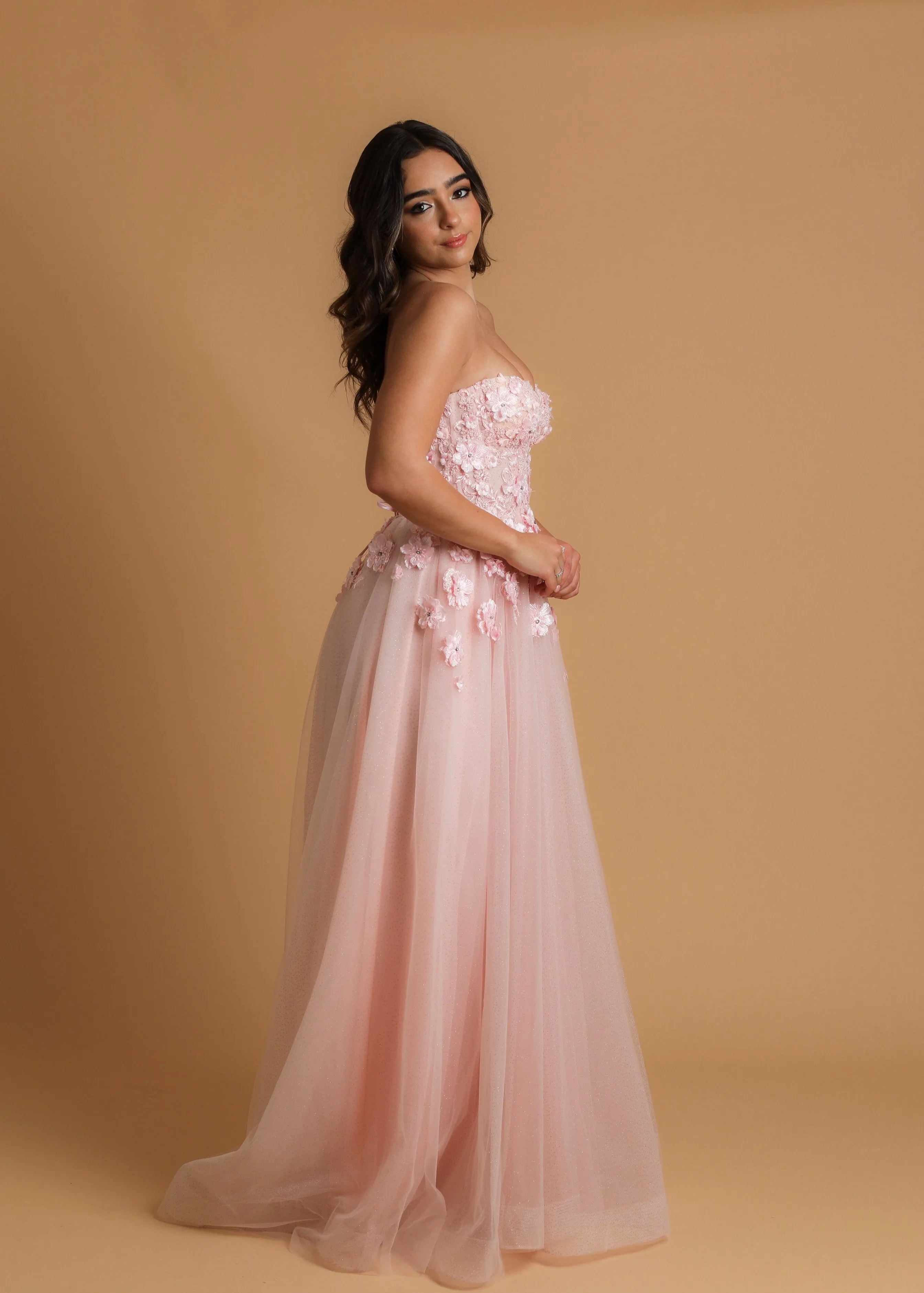 Strapless flowery baby pink princess dress