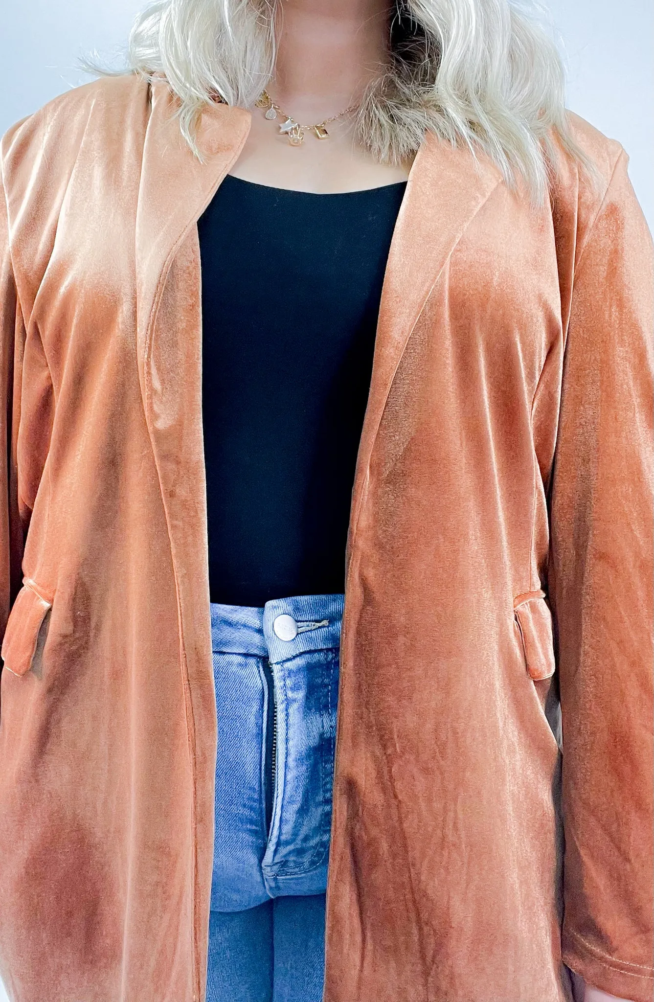 Velvet Collared Lapel Tailored Curvy Blazer